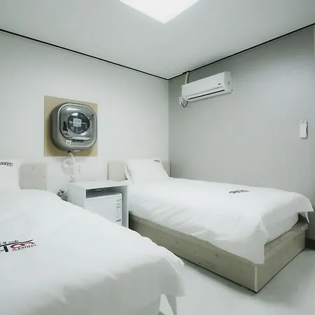 Stayan Guesthouse And Bnb