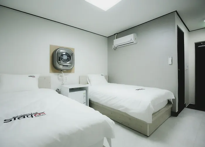 Hostel Stayan And
